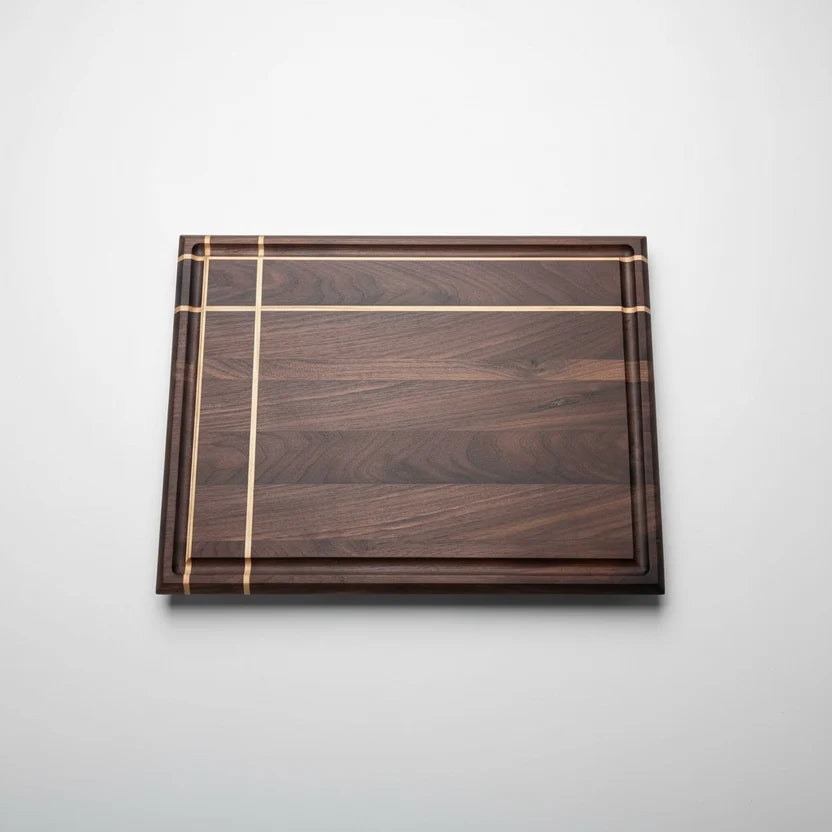 Handcrafted Walnut Cutting & Serving Board with Maple Accents – Light Walnut